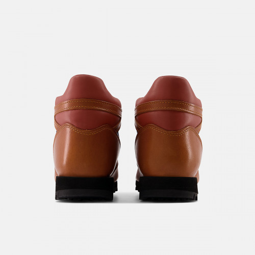 Унисекс кроссовки New Balance Rainier