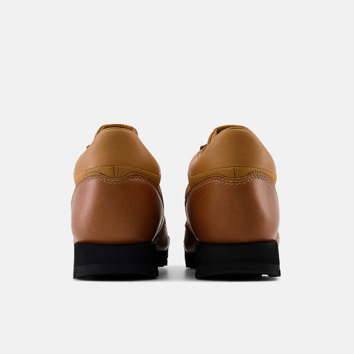 Унисекс кроссовки New Balance Rainier Low