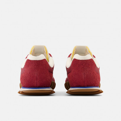 New Balance RC30
