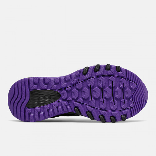 Женские кроссовки New Balance 410v7