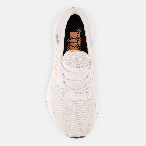 Женские кроссовки New Balance Fresh Foam Roav