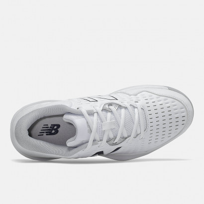 New Balance 696v4
