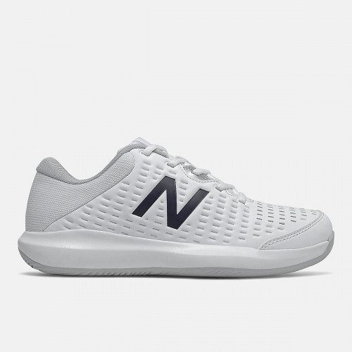 Женские кроссовки New Balance 696v4