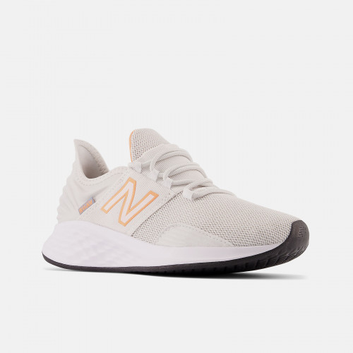 Женские кроссовки New Balance Fresh Foam Roav