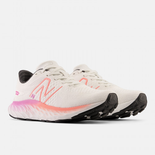 Женские кроссовки New Balance Fresh Foam X EVOZ v3