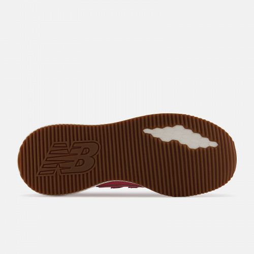 Женские кроссовки New Balance Fresh Foam X70