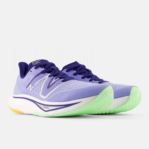 Женские кроссовки New Balance FuelCell Rebel v3