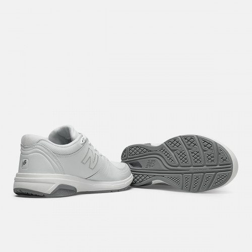 Женские кроссовки New Balance 813v1