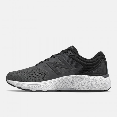 Женские кроссовки New Balance 940v4