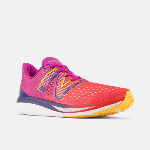 Женские кроссовки New Balance FuelCell SuperComp Pacer