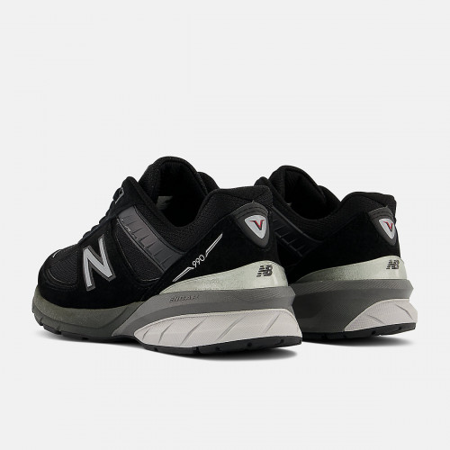 Женские кроссовки New Balance MADE in USA 990v5 Core